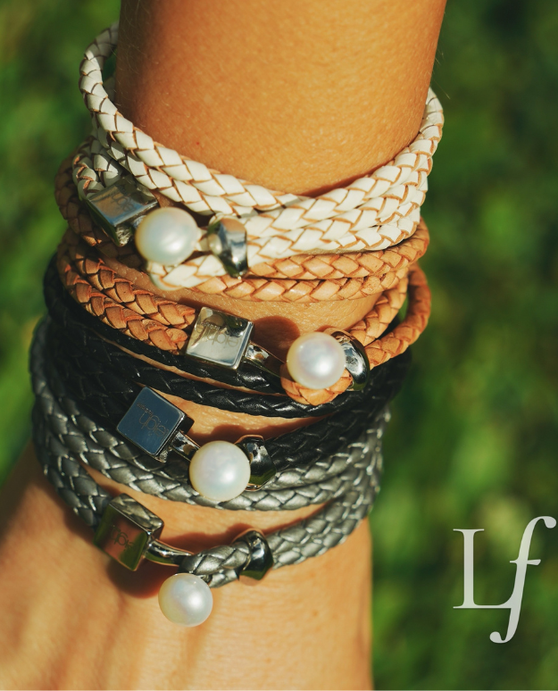 Veronica Pearl & Leather Wrap / Choker