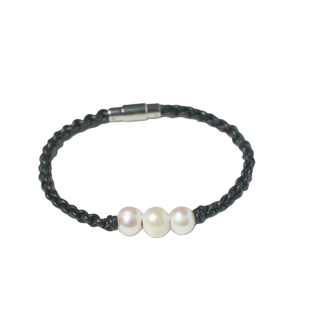 Jilly ~ Pearls &amp; Leather Bracelet