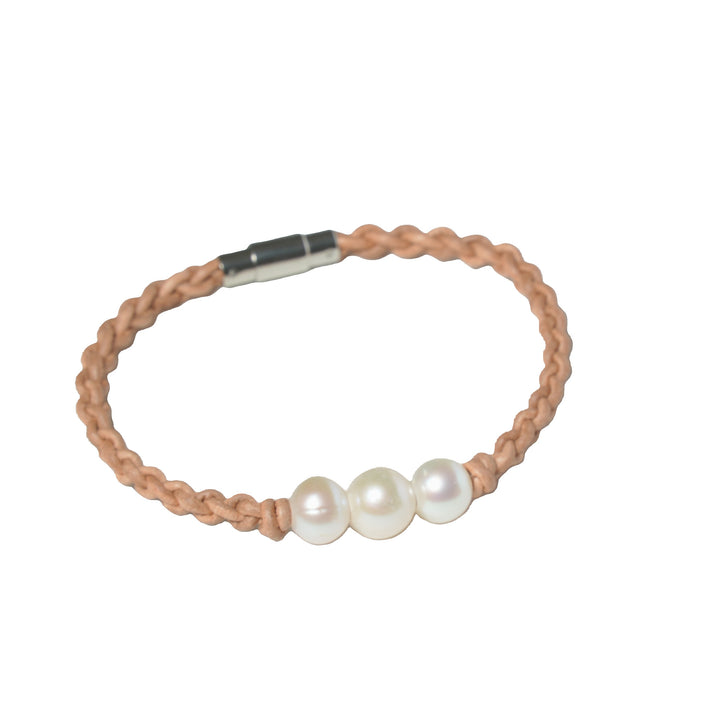 Jilly ~ Pearls &amp; Leather Bracelet