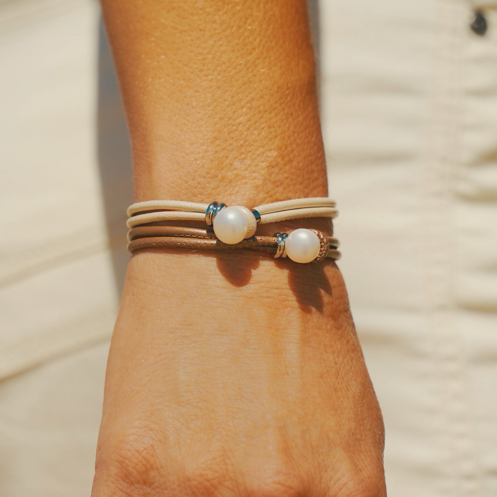 NEW - Eve -   Freshwater Pearl & Italian Nappa Leather