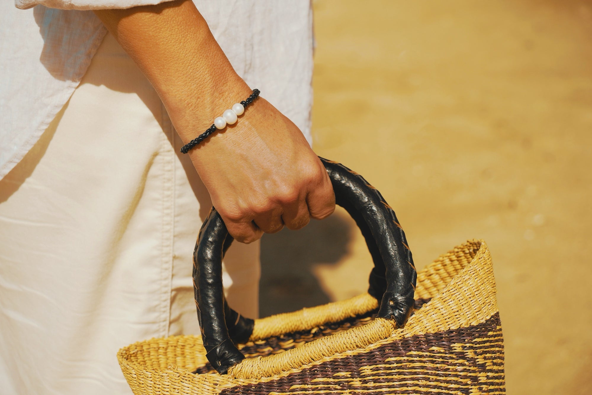 Jilly ~ Pearls & Leather Bracelet