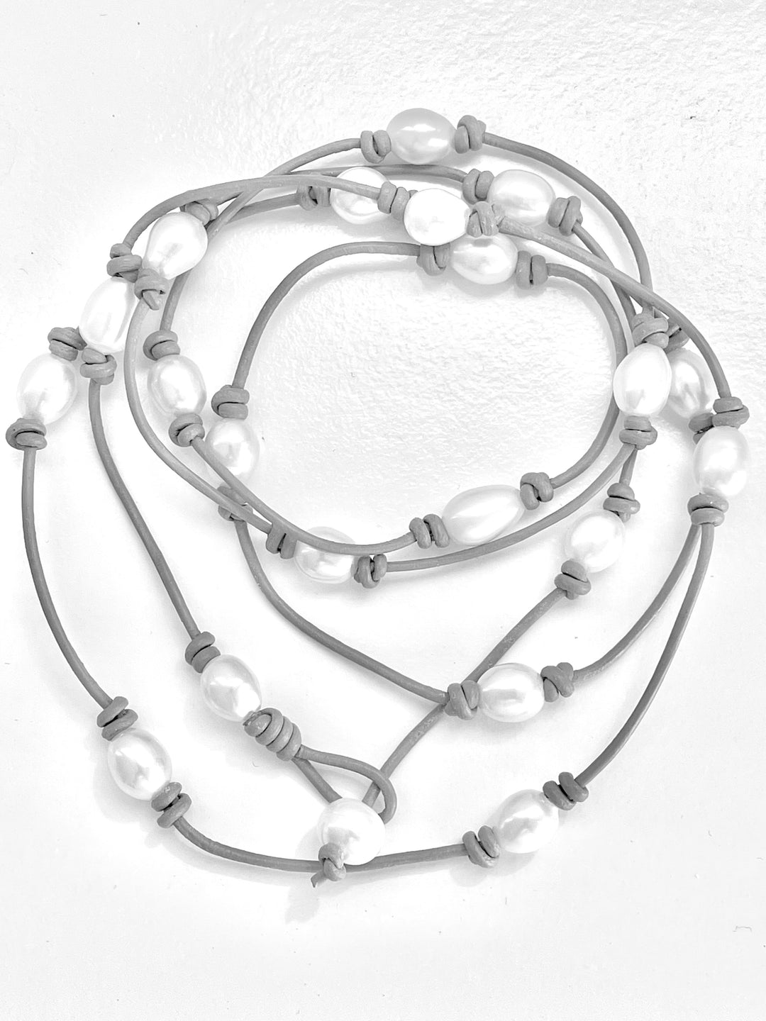Monica - Pearls &amp; Leather