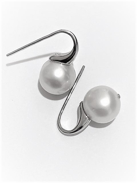 ISABELLA  Pearl Earrings